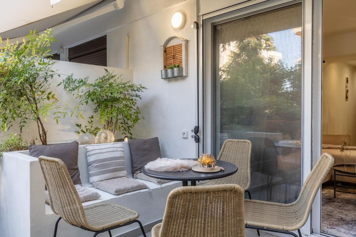 Vouliagmeni Square Apartament