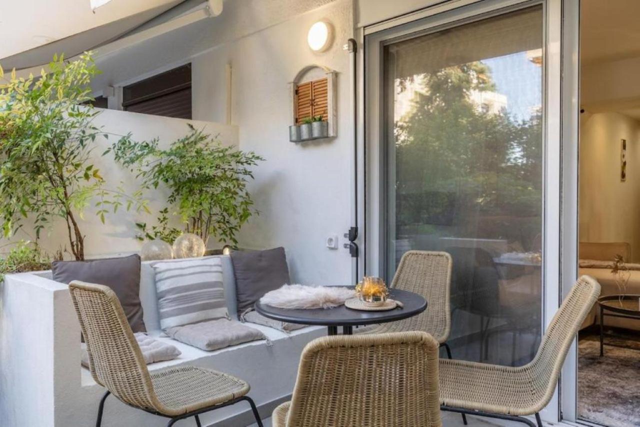 Vouliagmeni Square Apartament *